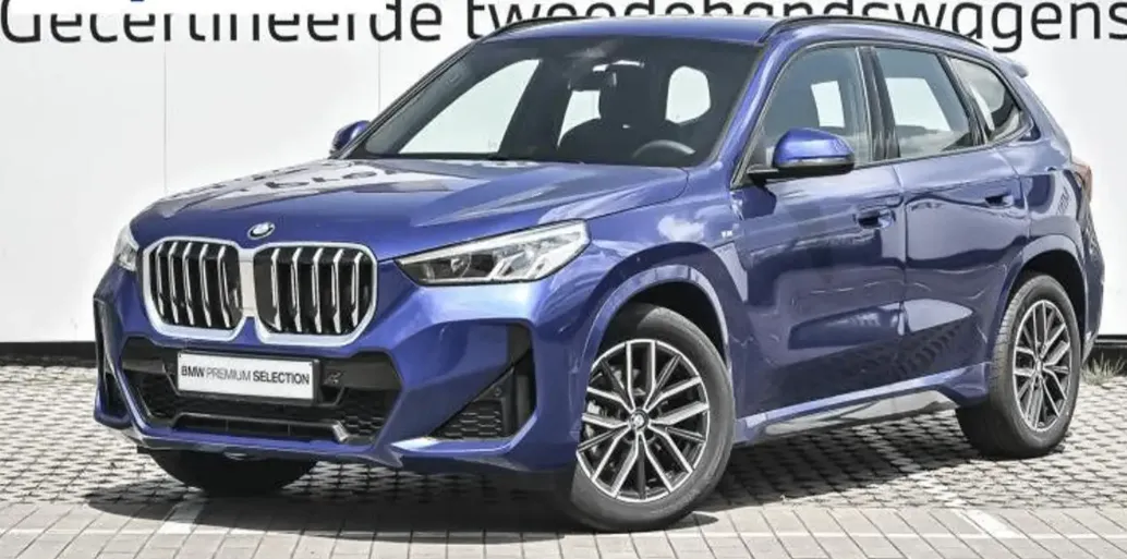 بي أم دبليو X1 2025